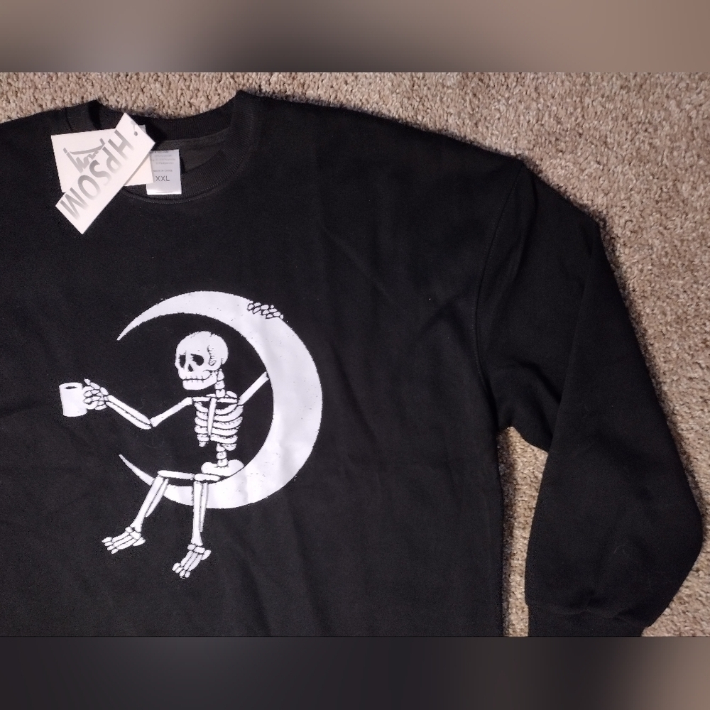 Black Skeleton Graphic Sweater - Picture 7 of 10